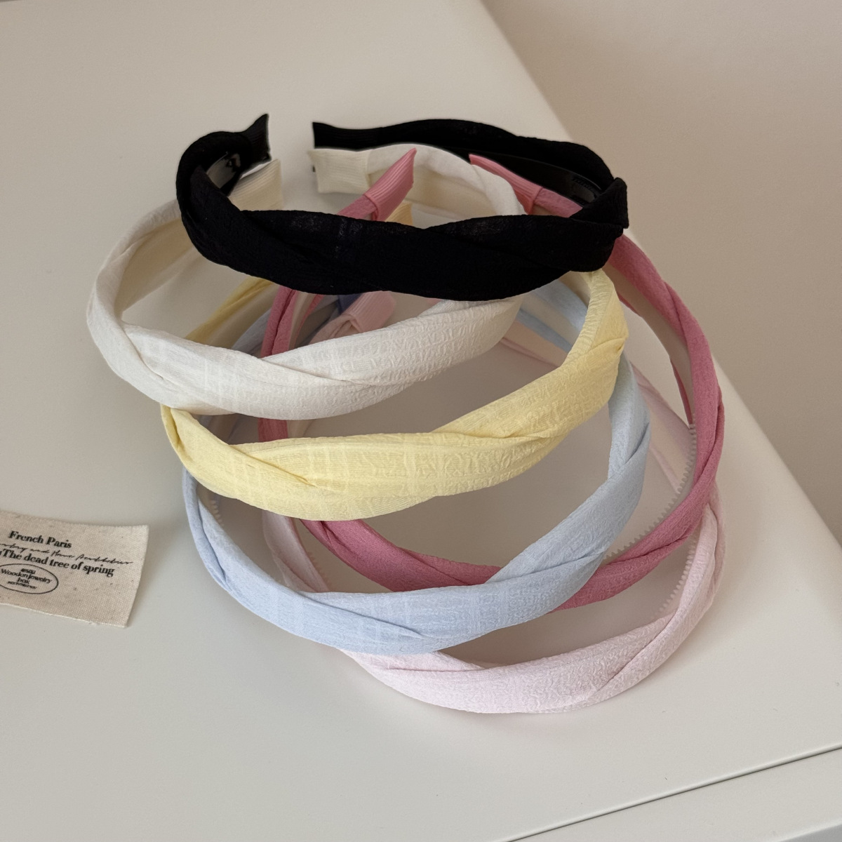 Accessories Brand For Women - العلامة التجارية الجديدة عقال جديد الصيف