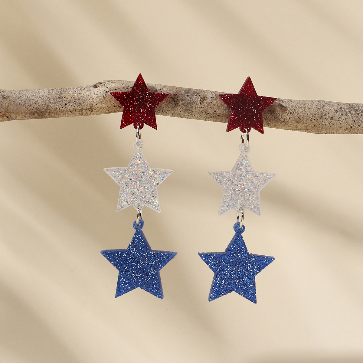 زوج واحد من الأقراط اللامعة ال - مراجعة Women Accessories Usa وسعره