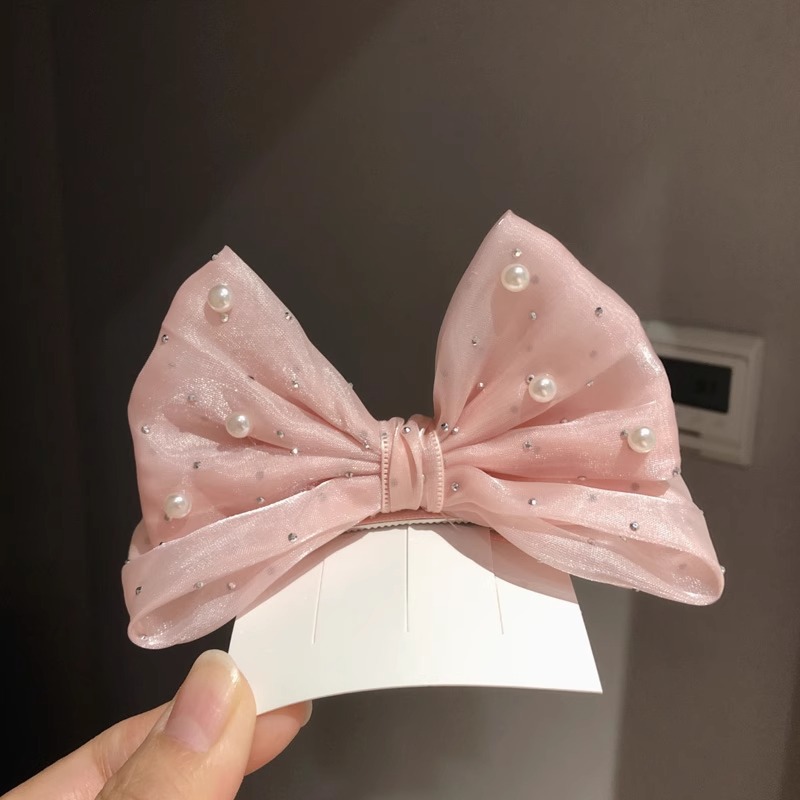 مشبك شعر جديد للفتيات بتصميم ف - مراجعة Accessories Brand For Women وسعره