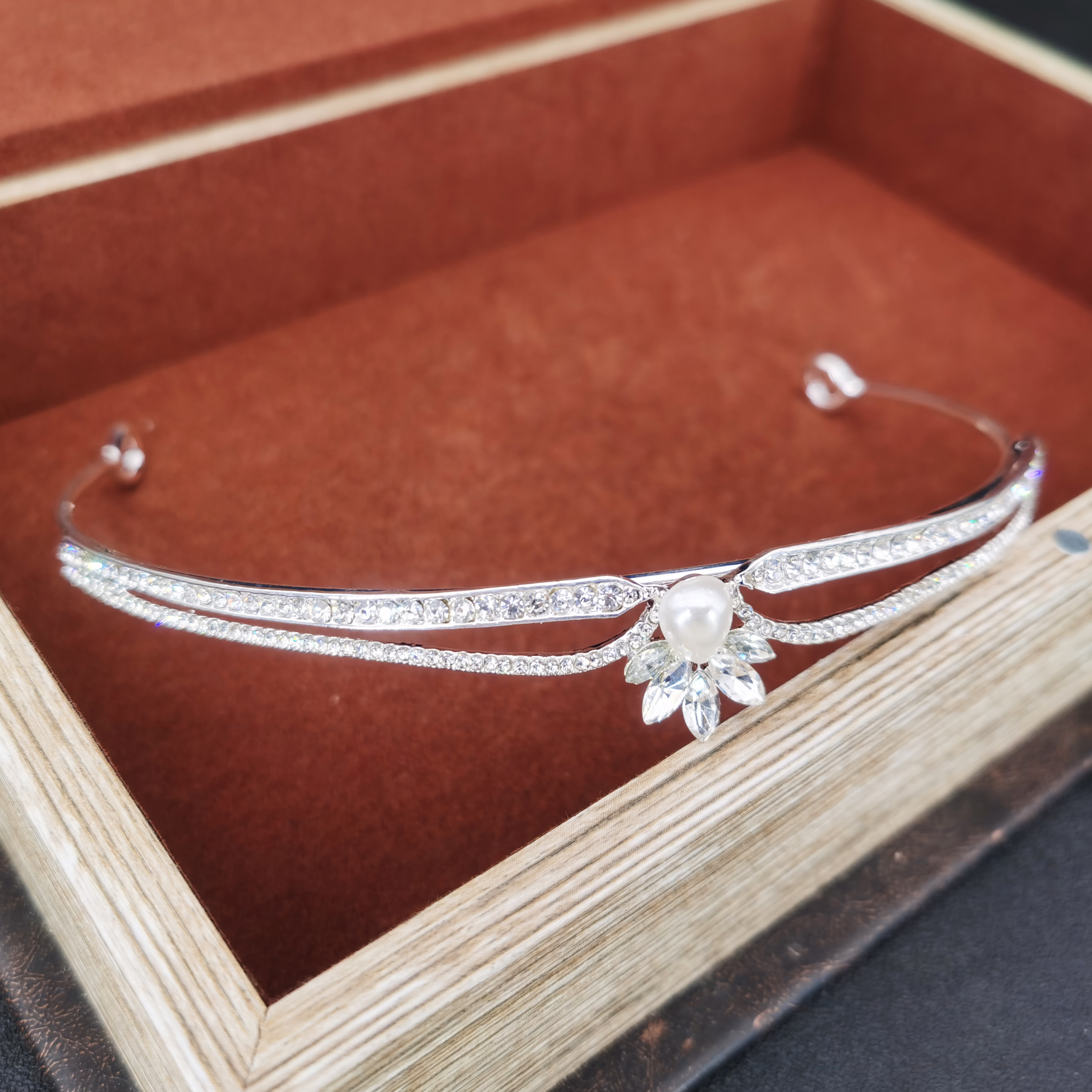تيجان شعر كريستالية فاخرة للعر - مراجعة Women Accessories For Wedding وسعره