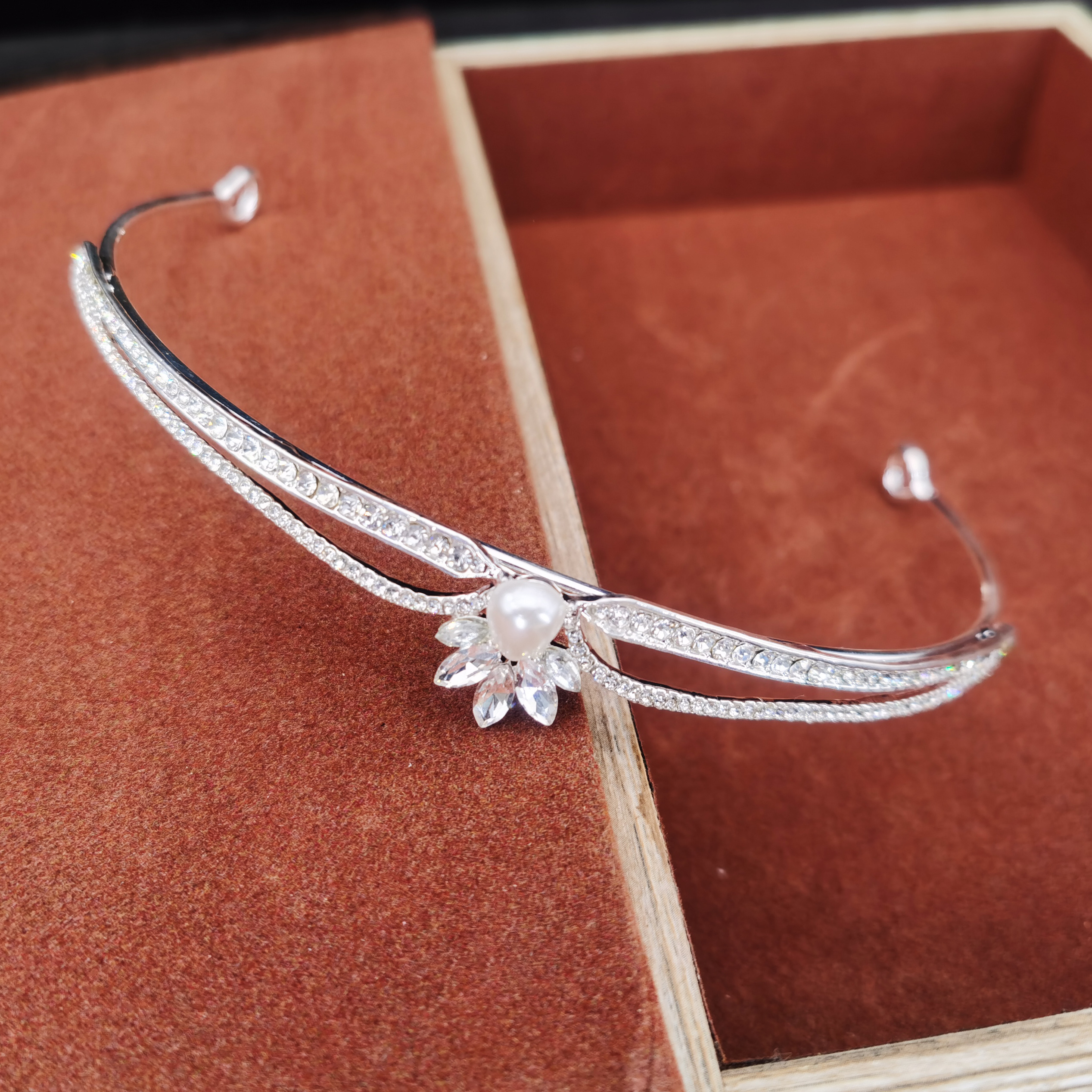 تيجان شعر كريستالية فاخرة للعر - مراجعة Women Accessories For Wedding وسعره