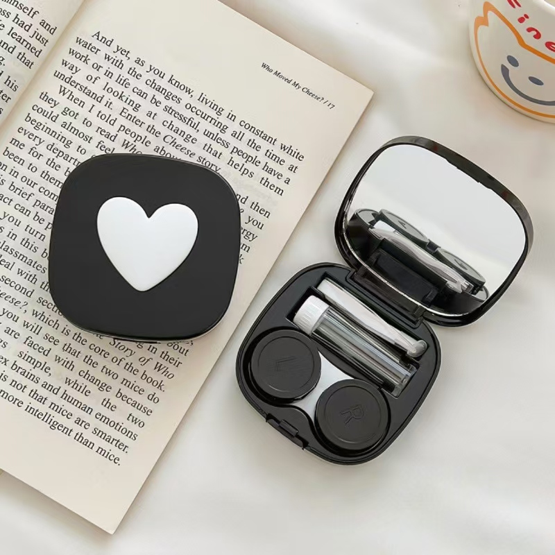 حافظة عدسات لاصقة على شكل قلب  - مراجعة Women Accessories List وسعره