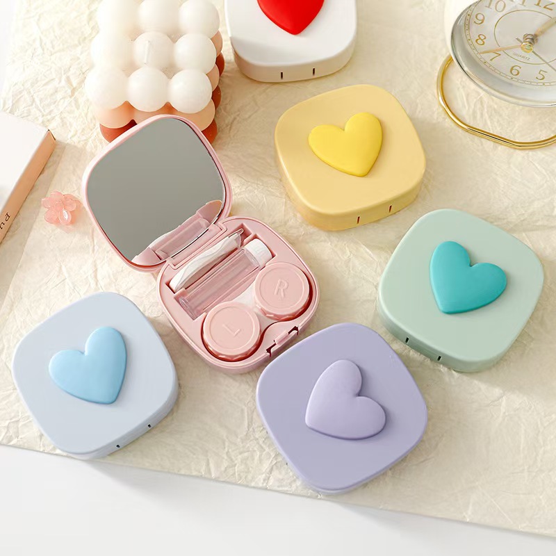 حافظة عدسات لاصقة على شكل قلب  - مراجعة Women Accessories List وسعره