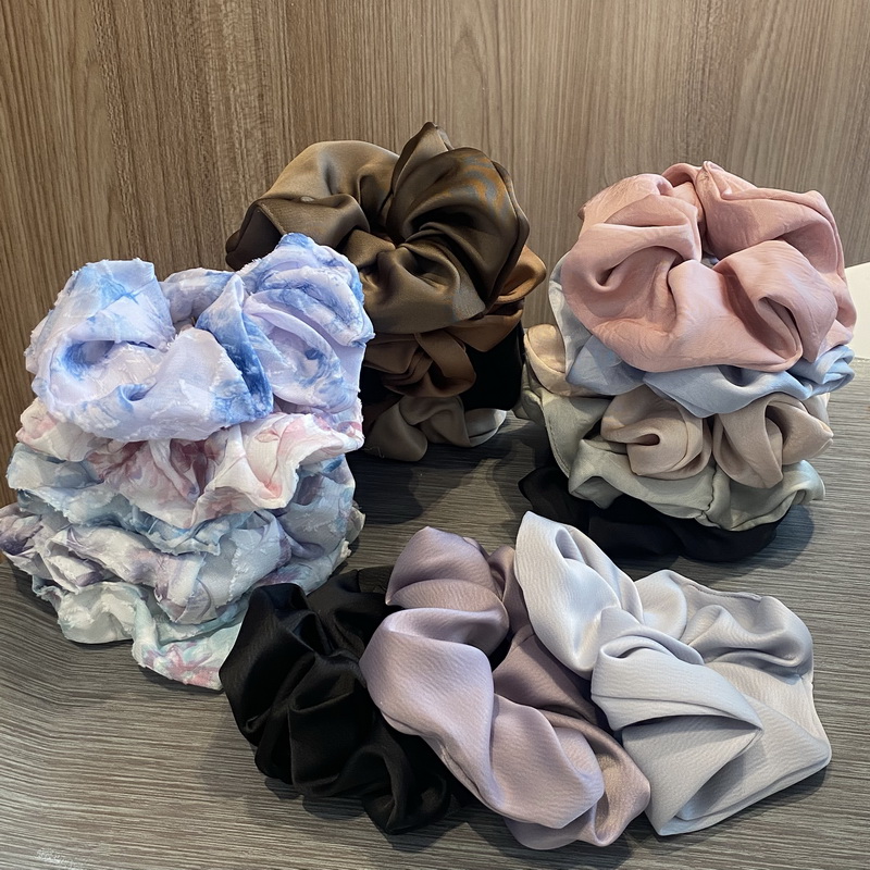 سكرونشي حرير للنساء والفتيات ، - مراجعة Scrunchie Satin Set وسعره