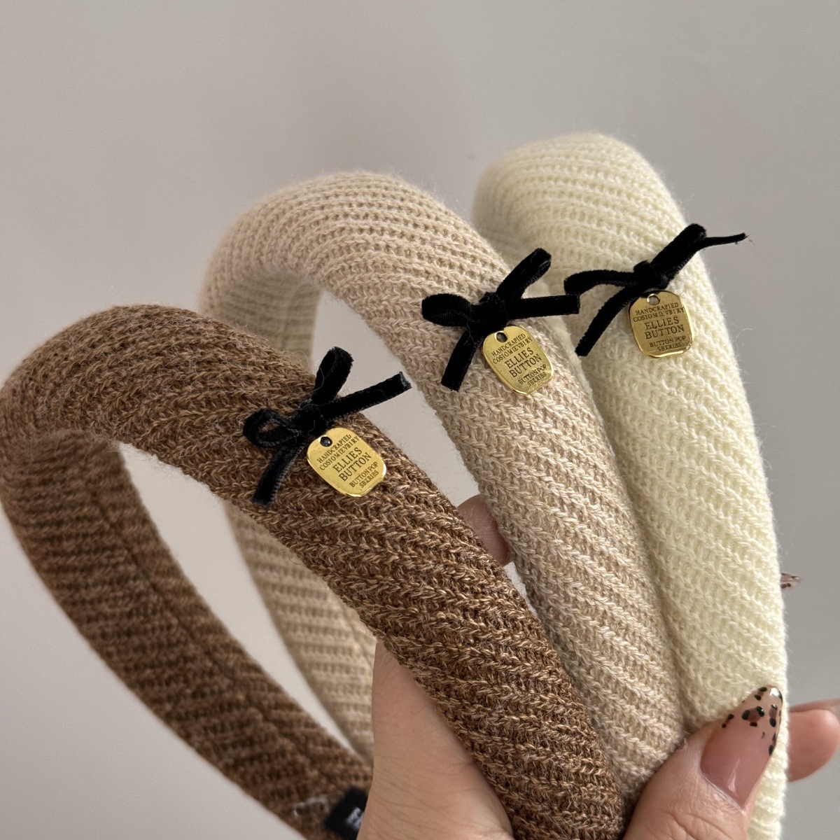العلامة التجارية الجديدة لطيف  - مراجعة Accessories Brand For Women وسعره