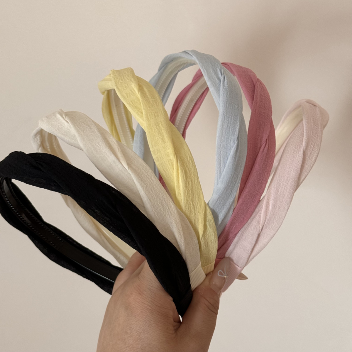 العلامة التجارية الجديدة عقال  - مراجعة Accessories Brand For Women وسعره